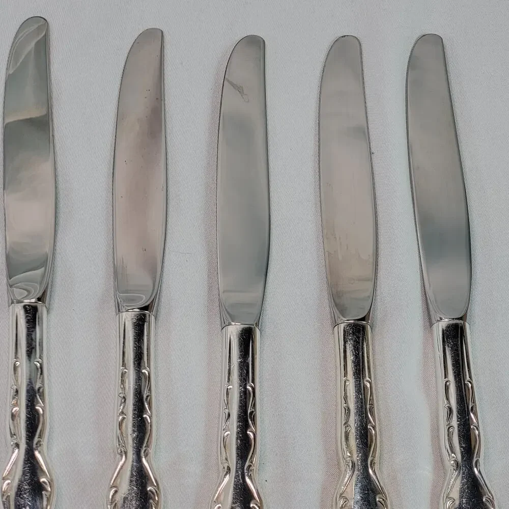 Camelot Melody Silverplate Pattern Set of 5 Butter Knives Floral Scroll VTG 1954